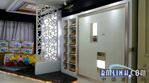 荣事达智能吊顶新款电器及系列产品闪耀上市，引领建筑材料智能化新风尚